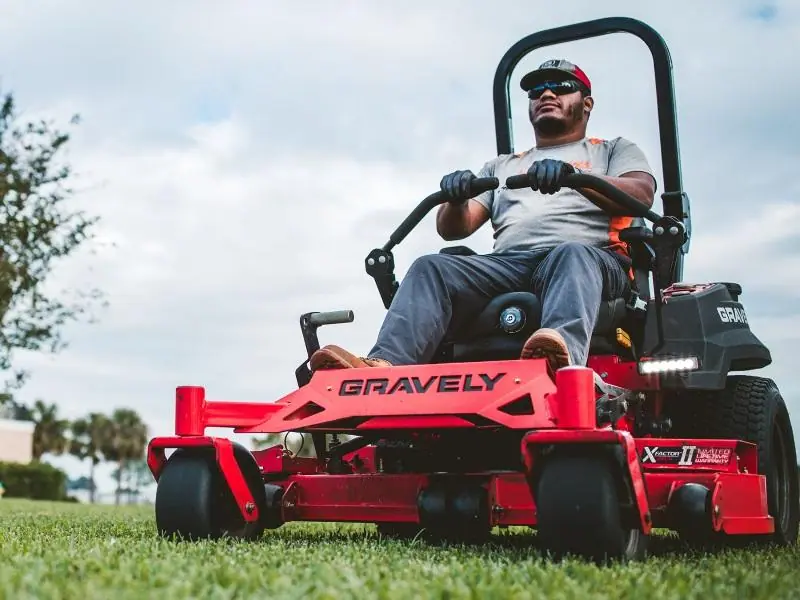 Gravely Pro-Turn® 148 Kawasaki® Zero-Turn Mower 991128, photo 14