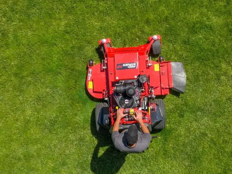 Gravely Pro-Stance 36″ Kawasaki® Stand On Mower 994149, photo 12
