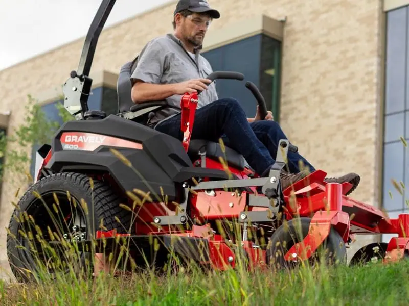 Gravely Pro-Turn 600 60″ Kawasaki® EFI Zero-Turn Mower 992503, photo 8