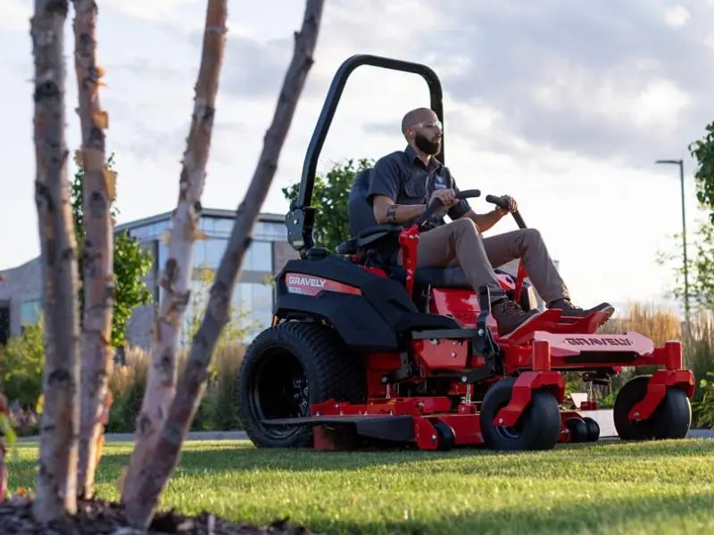 Gravely Pro-Turn 600 60″ Kawasaki® EFI Zero-Turn Mower 992503, photo 6
