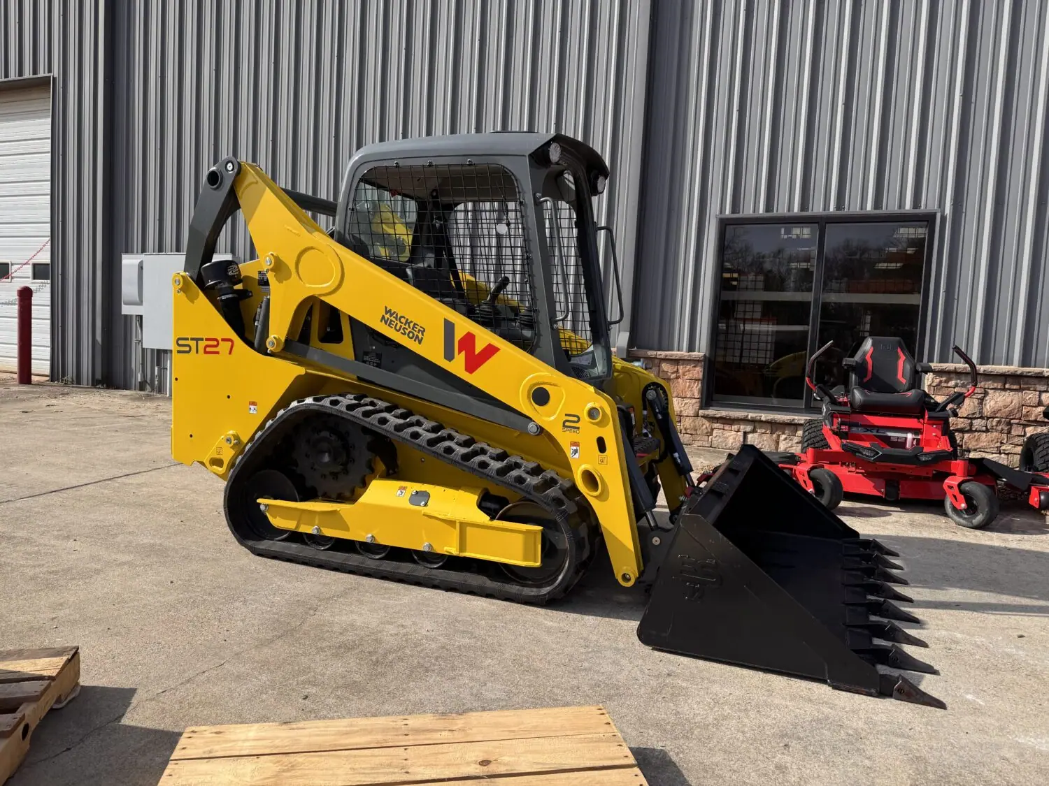 Wacker Neuson ST27 Skid Steer, photo 2