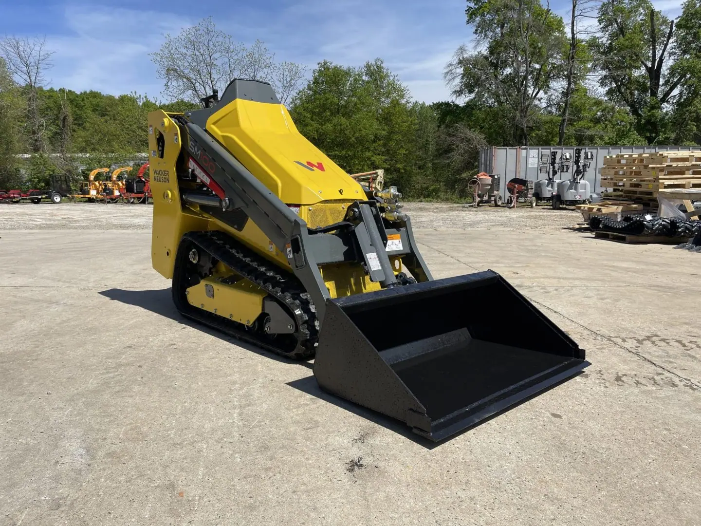 Wacker Neuson SM100 Mini Skid Steer, photo 2