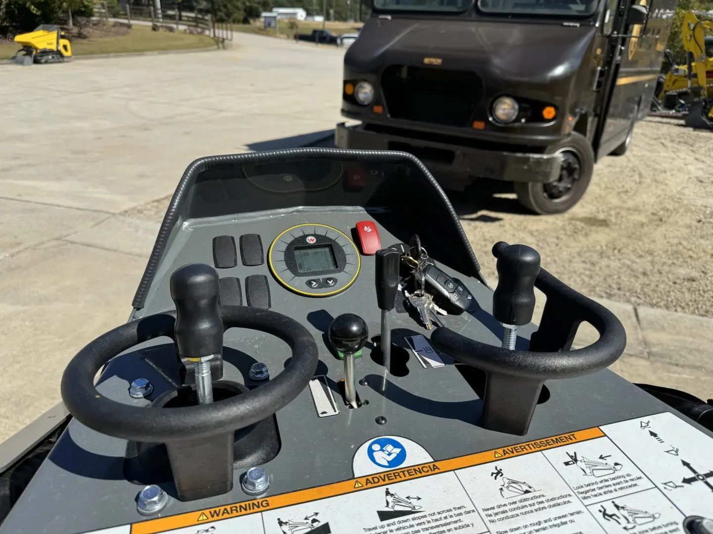 Wacker Neuson SM60 Mini Skid Steer, photo 4
