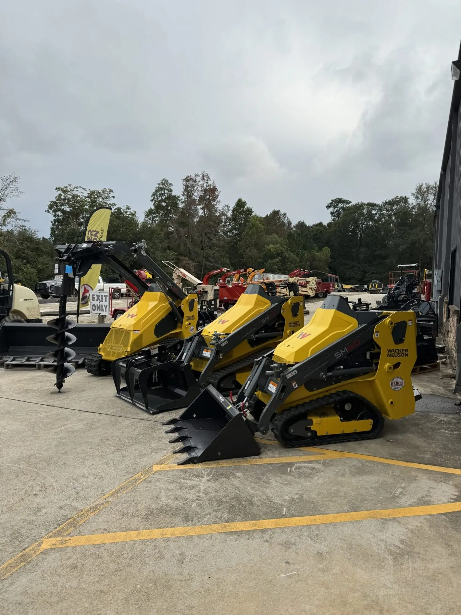 Wacker Neuson SM60 Mini Skid Steer, photo 3