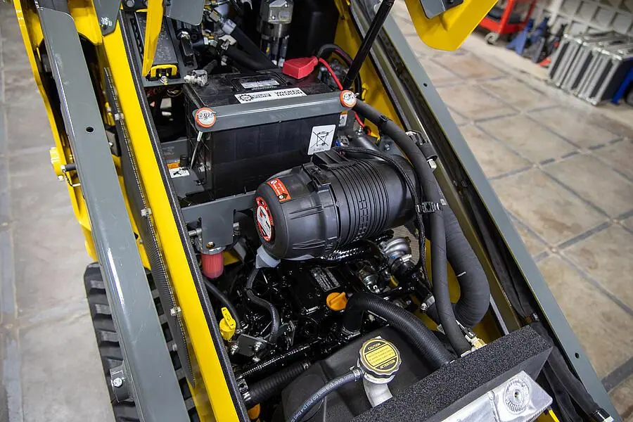 Wacker Neuson SM120 Mini Skid Steer, photo 5